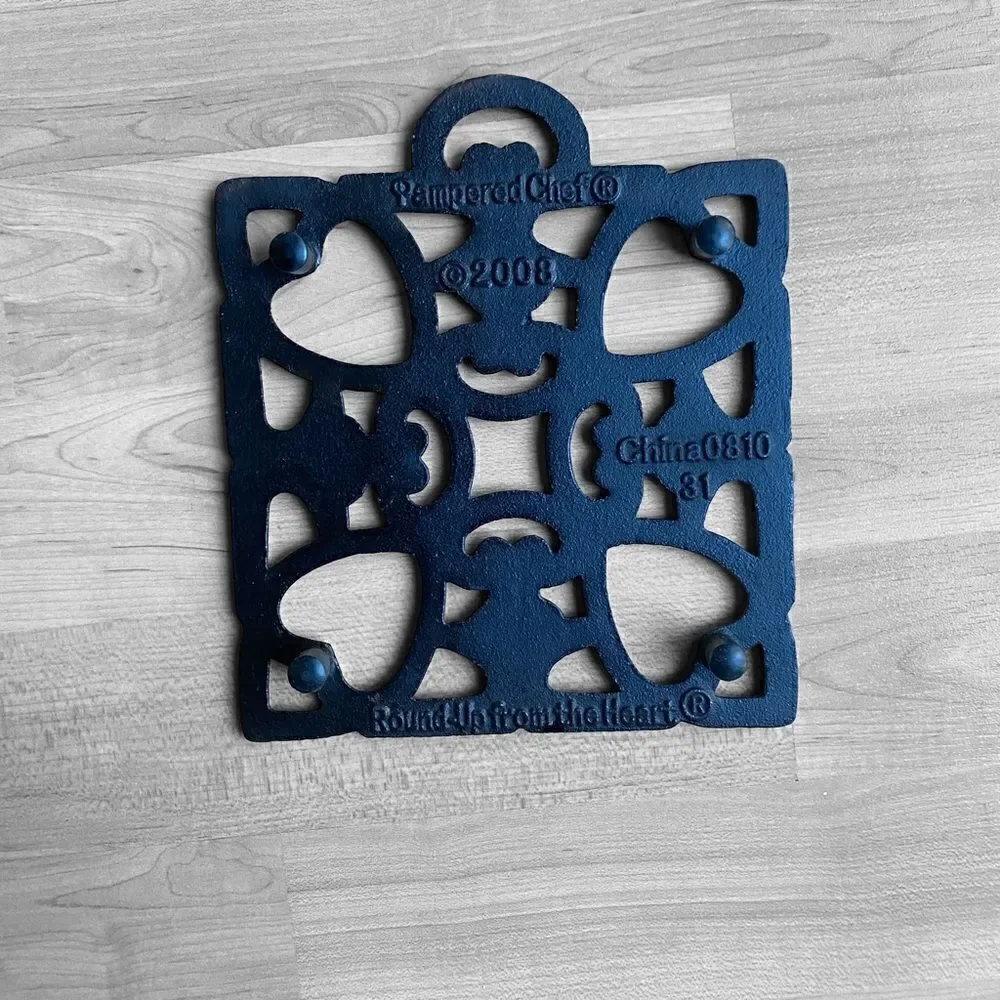 Pampered Chef Round Up From The Heart 2008 Metal Trivet NIB